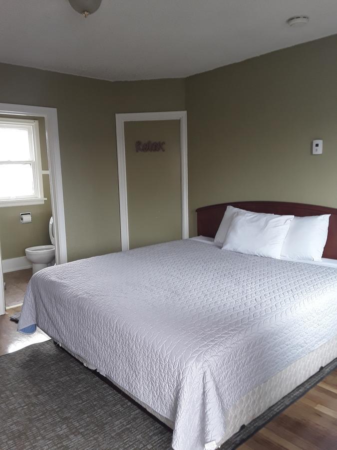 Eddy'S Motel Бьютт Экстерьер фото