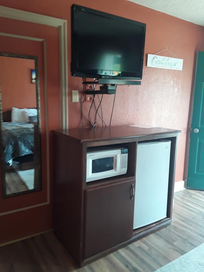Eddy'S Motel Бьютт Экстерьер фото
